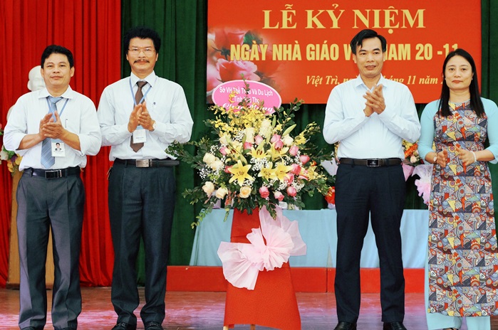 Trường Trung cấp Văn hóa Nghệ thuật và Du lịch Phú Thọ tổ chức Lễ kỷ niệm ngày Nhà giáo Việt Nam 20.11