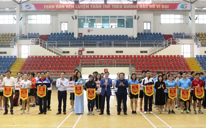 Sở Văn hóa, Thể thao và du lịch Phú Thọ tổ chức Giao lưu thể thao và gặp mặt chào mừng các ngày lễ lớn trong tháng Ba