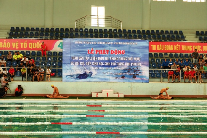 Tổ chức Lễ phát động toàn dân tập luyện môn bơi, phòng chống đuối nước và giải bơi, điền kinh học sinh phổ thông năm học 2018-2019