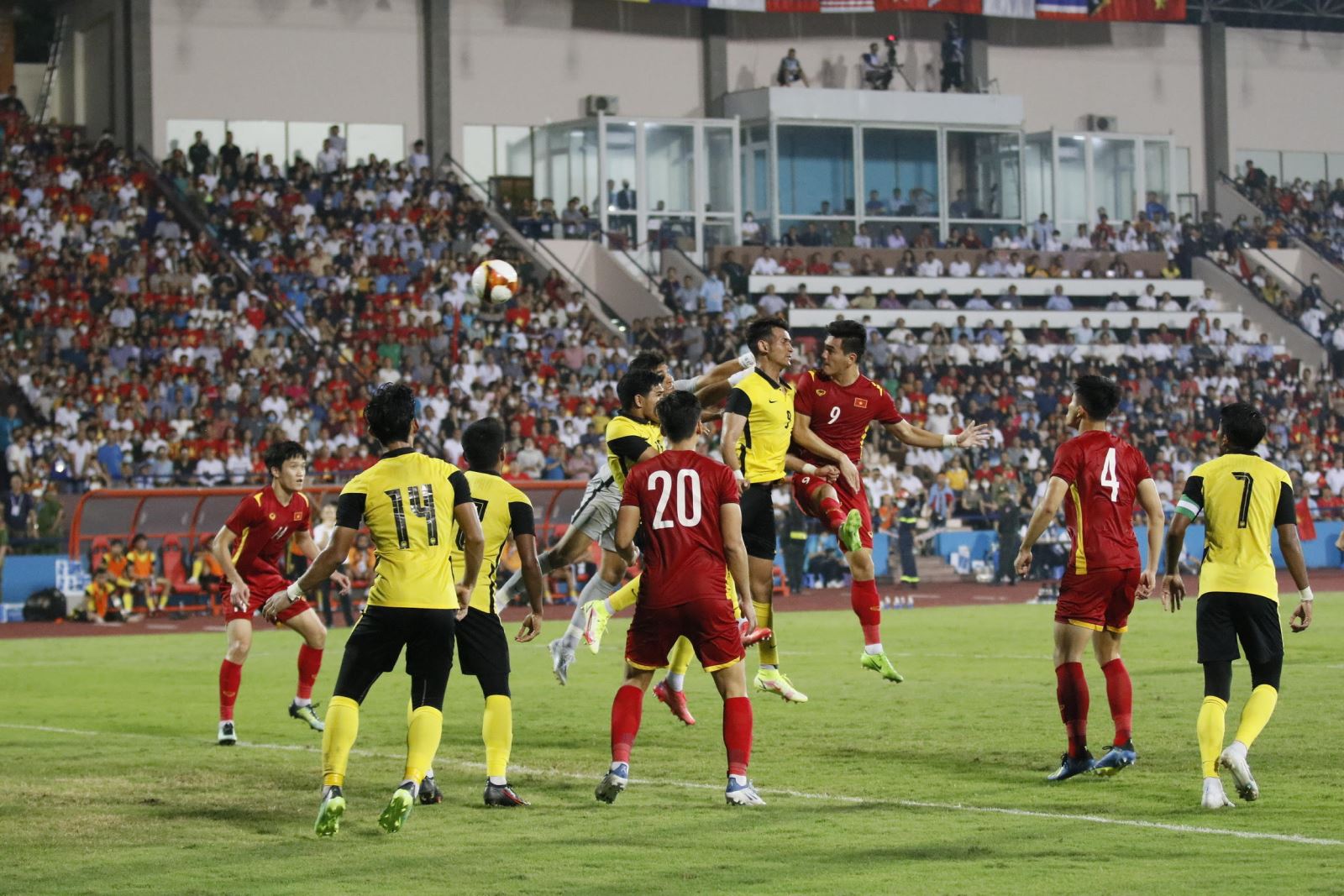 U23 Việt Nam tiến vào Chung kết sau chiến thắng nghẹt thở trước U23 Malaysia
