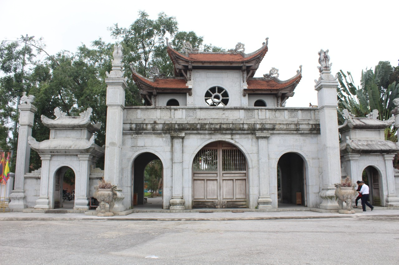 Công nhận Điểm du lịch văn hóa đền Mẫu Âu Cơ, xã Hiền Lương, huyện Hạ Hòa, tỉnh Phú Thọ