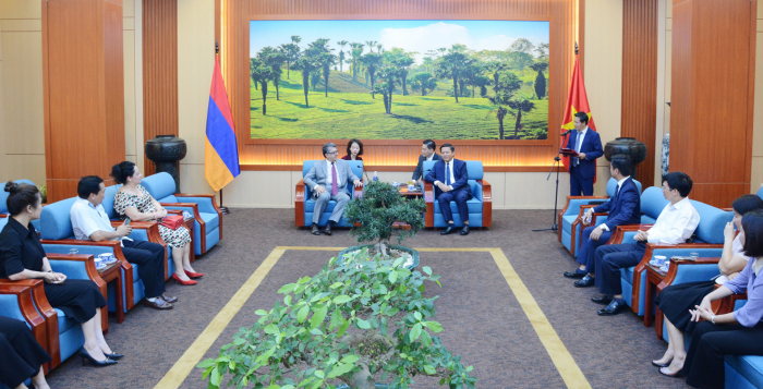 Đại sứ Nhà nước Armenia thăm, làm việc tại tỉnh Phú Thọ