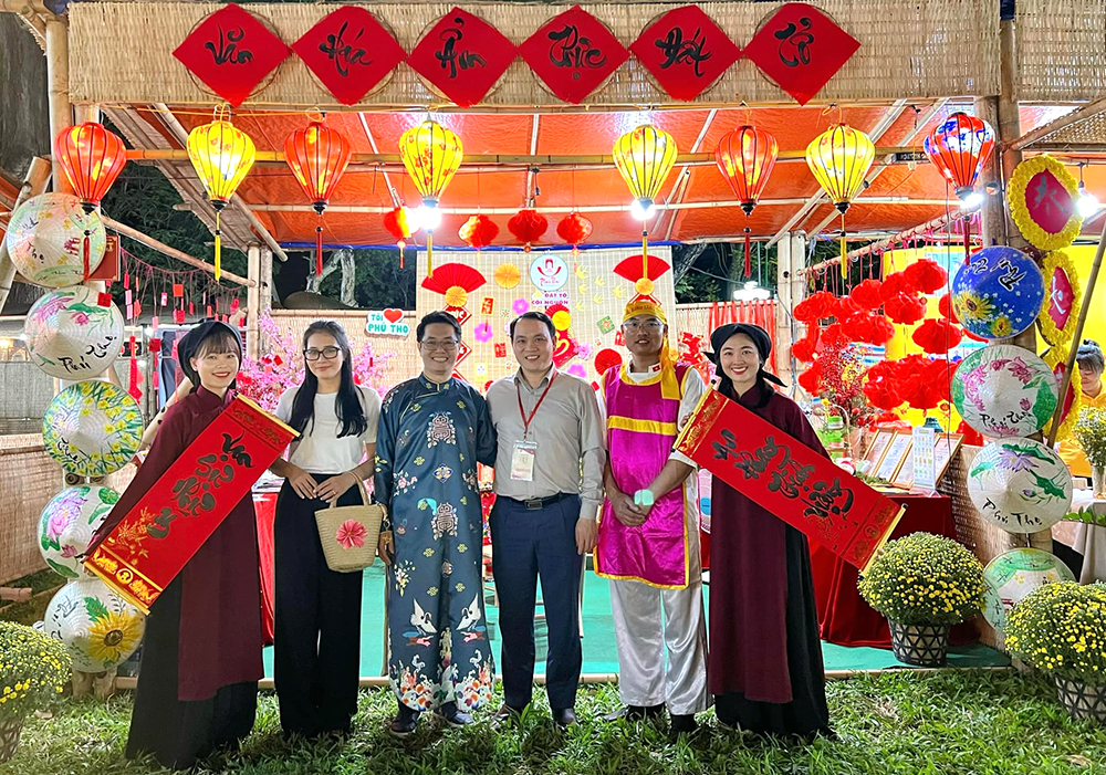 Phú Thọ tham gia quảng bá văn hóa ẩm thực và du lịch tại Lễ hội Tết Việt năm 2024