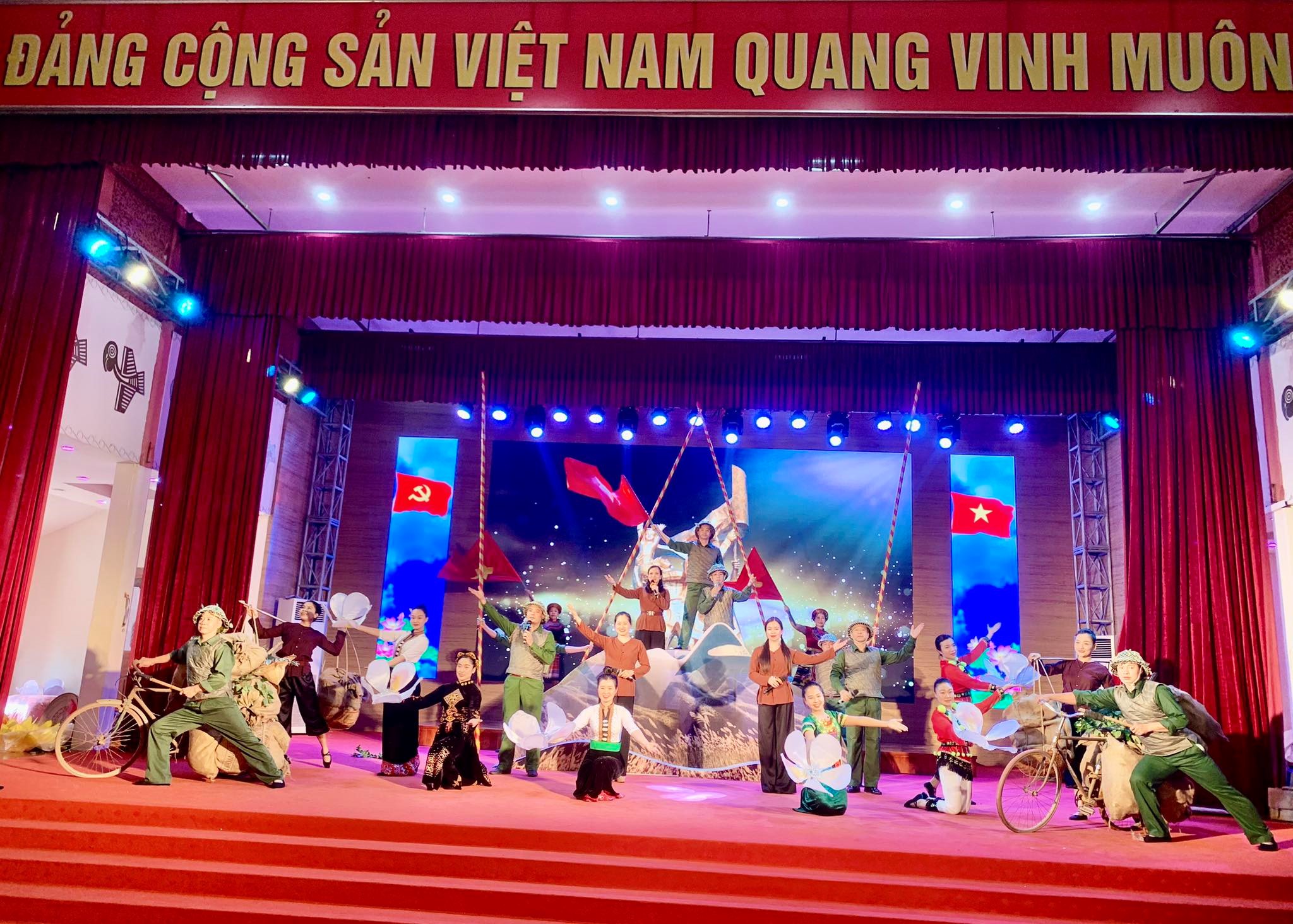 Phú Thọ tham gia Hội thi Tuyên truyền lưu động Kỷ niệm 70 năm Chiến thắng Điện Biên Phủ (7/5/1954-7/5/2024)