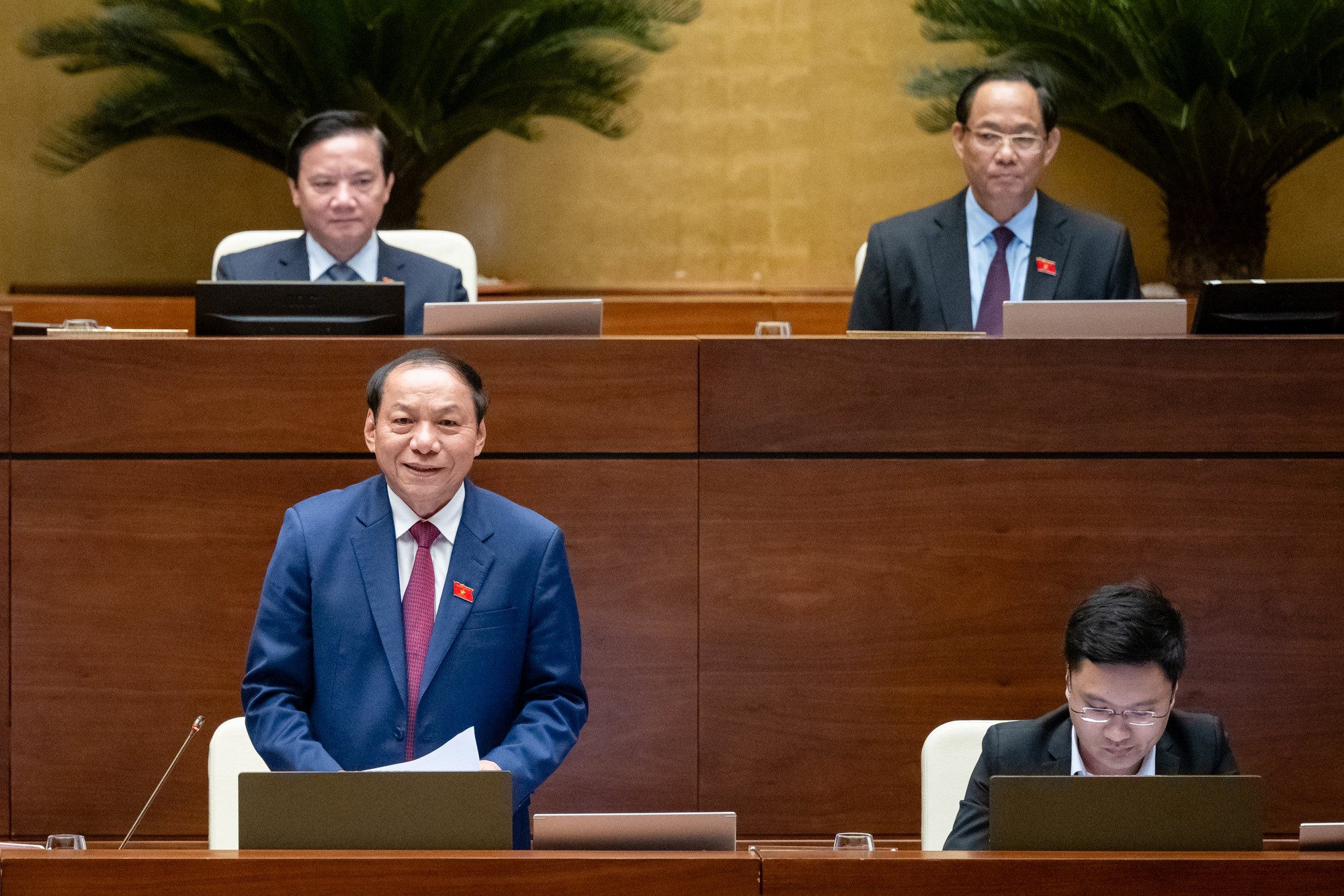 Phiên trả lời chất vấn của Bộ trưởng Nguyễn Văn Hùng: Trách nhiệm, rõ ràng, cầu thị