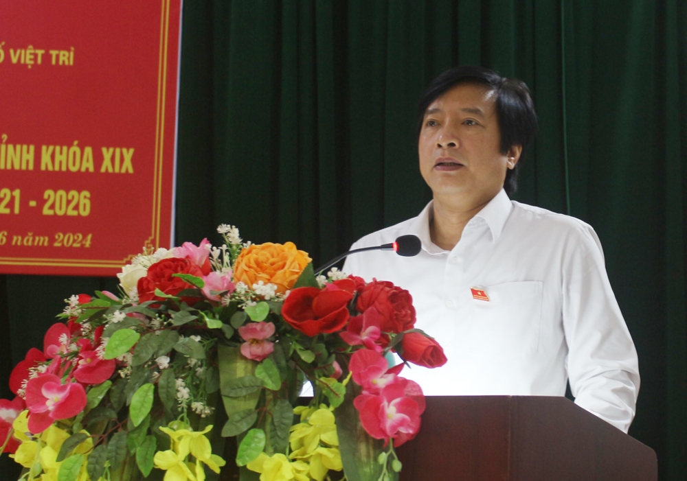 Đại biểu HĐND tỉnh tiếp xúc cử tri tại thành phố Việt Trì trước Kỳ họp thứ Tám - HĐND tỉnh khóa XIX