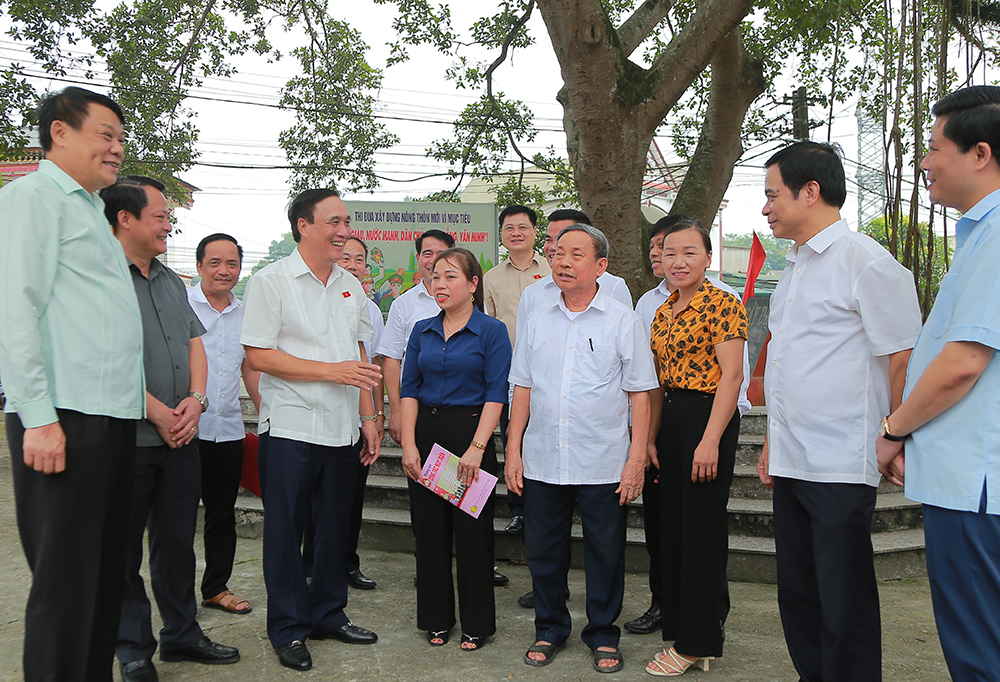 Tiếp xúc cử tri tại huyện Đoan Hùng, Tam Nông, thị xã Phú Thọ