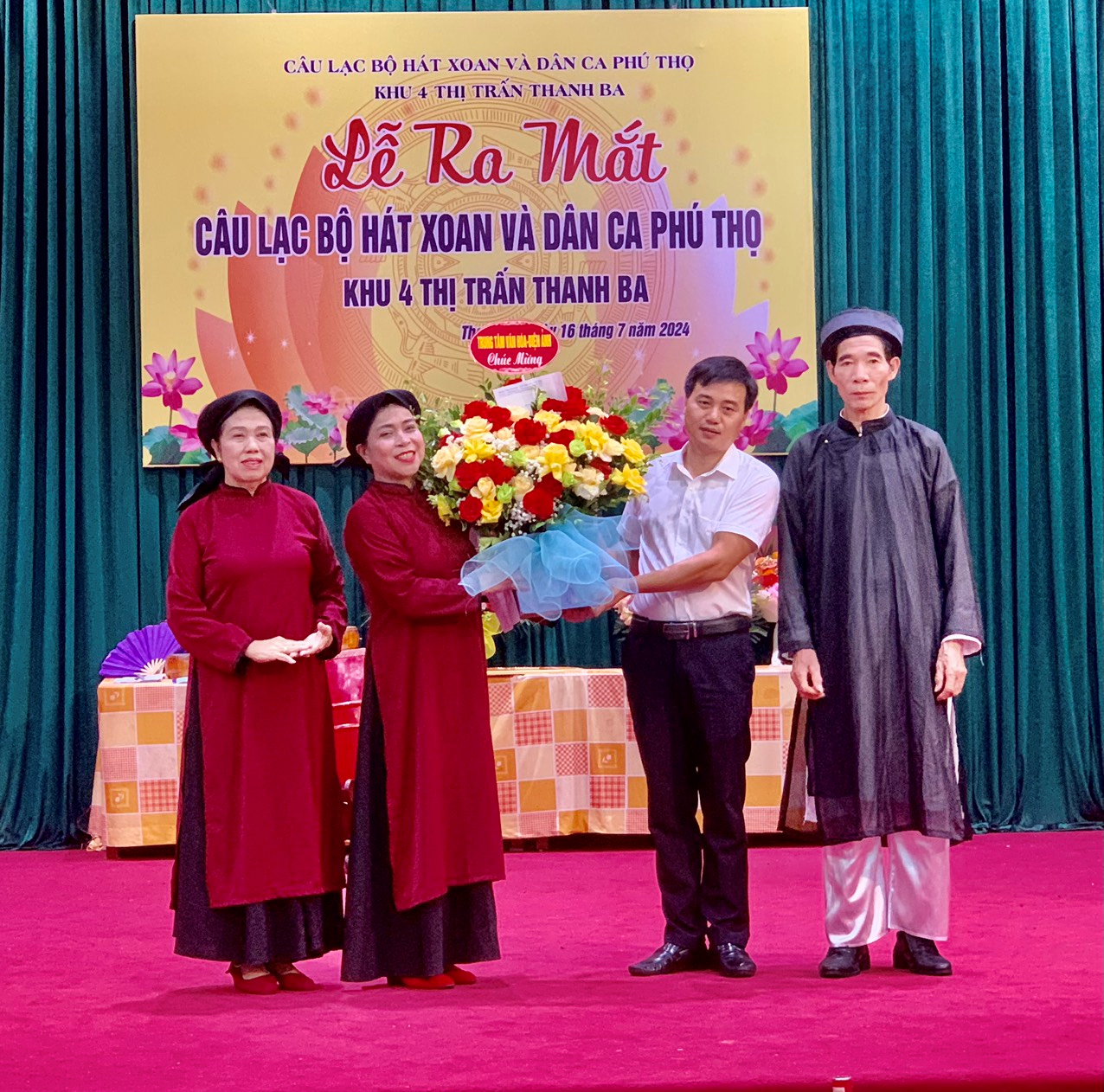 Lễ ra mắt Câu lạc bộ Hát xoan và dân ca Phú Thọ khu 4, thị trấn Thanh Ba