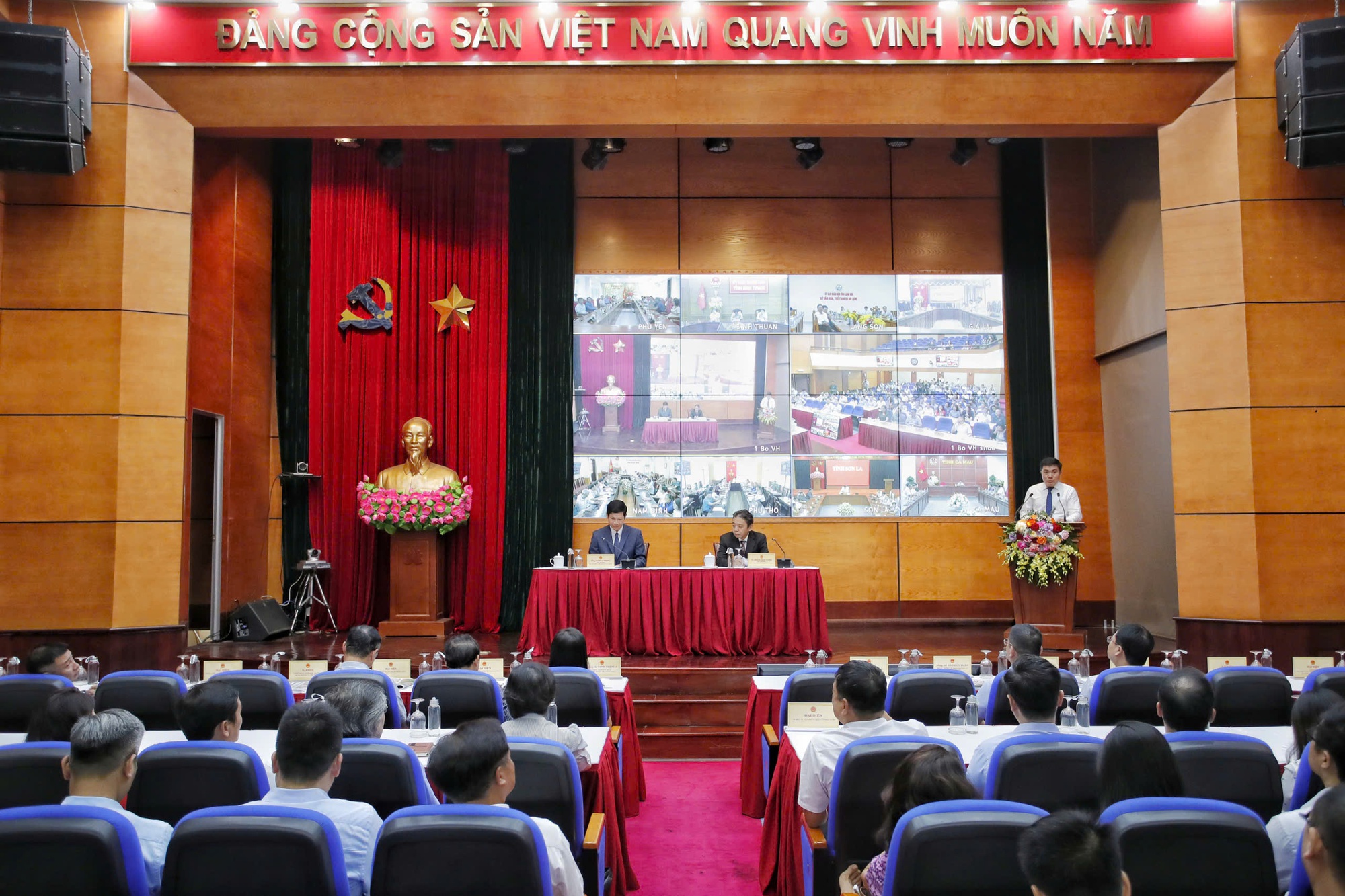 Thực hiện tốt hai Quy hoạch chuyên ngành quốc gia về Văn hóa-Thể thao-Du lịch để biến khát vọng, tầm nhìn thành hiện thực